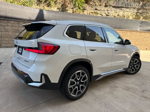 New 2026 BMW X1 xDrive28i image 3