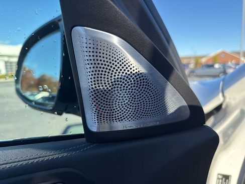 Used 2025 BMW X6 M Competition w/ Executive Package image 9