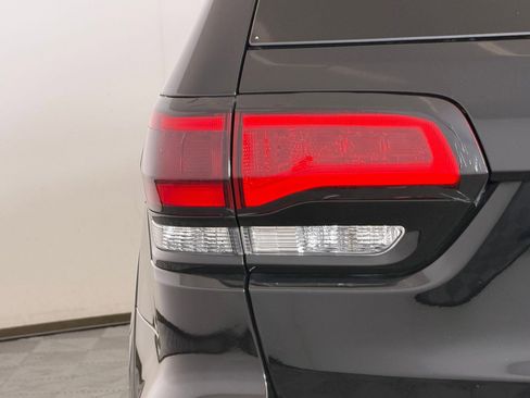 Used 2021 Jeep Grand Cherokee SRT w/ Trailer Tow Group IV AWD/4WD image 13