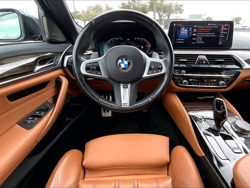 Used 2023 BMW 540i w/ M Sport Package image 5