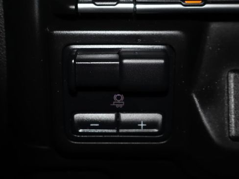 Used 2022 Chevrolet Silverado 1500 RST w/ Redline Edition AWD/4WD image 30