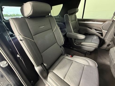 Used 2025 Cadillac Escalade Premium Luxury w/ Touring Package AWD/4WD image 34