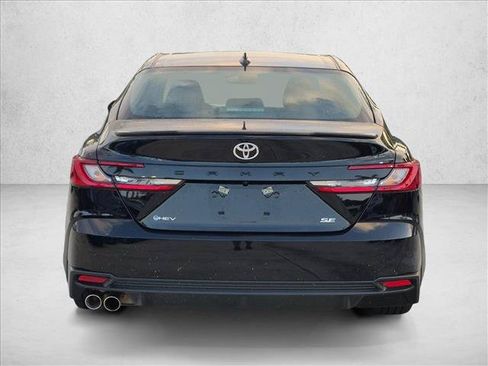 Used 2026 Toyota Camry SE w/ Convenience Package FWD image 6