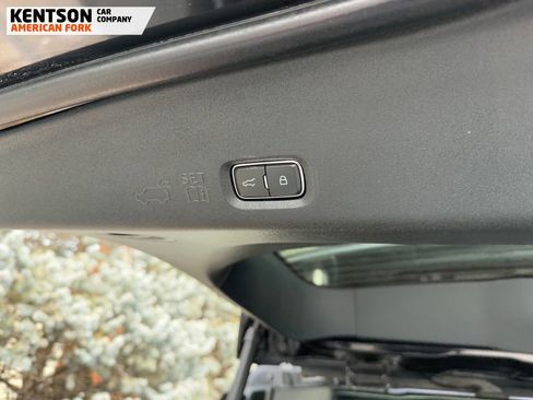 Used 2025 Ford Expedition Max Platinum w/ Stealth Appearance Package image 43