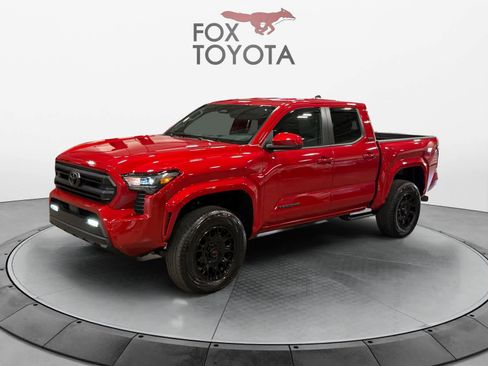 Used 2025 Toyota Tacoma SR5 w/ SR5 Upgrade Package AWD/4WD image 1