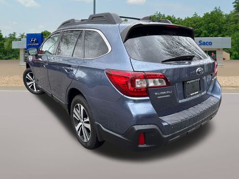 Used 2018 Subaru Outback 2.5i Limited AWD/4WD image 3