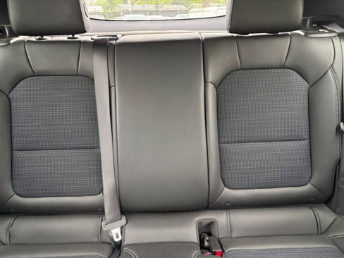 Used 2025 Buick Envista Preferred FWD image 37