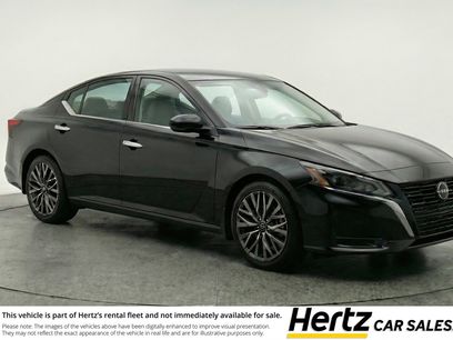 Used 2025 Nissan Altima 2.5 SV