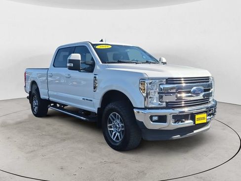 Used 2019 Ford F350 Lariat w/ Camper Package AWD/4WD image 3