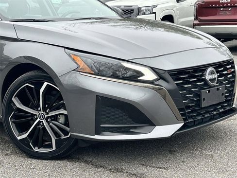 Used 2024 Nissan Altima 2.5 SR image 9