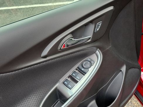 Used 2024 Chevrolet Malibu RS image 32