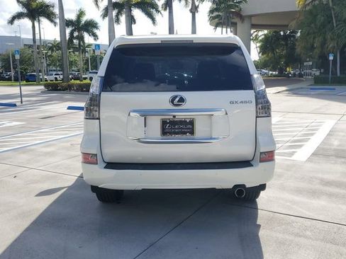 Certified 2022 Lexus GX 460 Premium AWD/4WD image 9