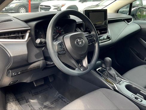 Used 2023 Toyota Corolla LE FWD image 13
