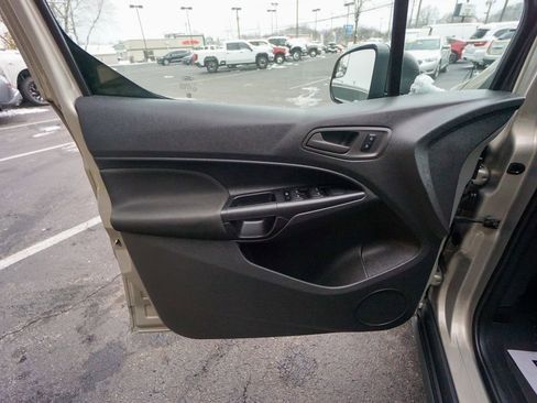 Used 2016 Ford Transit Connect XL image 10