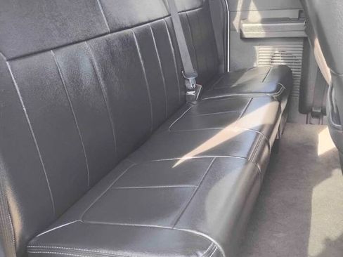 Used 2016 Ford F250 Lariat w/ Chrome Package image 3