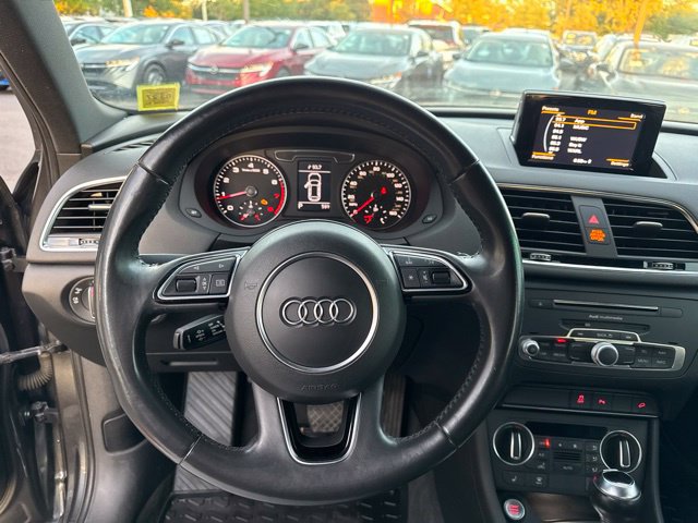 Used 2018 Audi Q3 2.0T Premium w/ Convenience Package AWD/4WD image 10