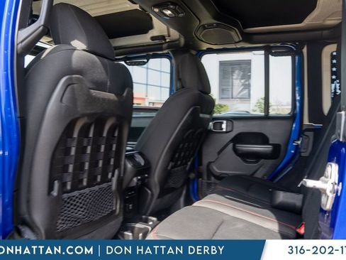 Used 2018 Jeep Wrangler Unlimited Rubicon AWD/4WD image 18