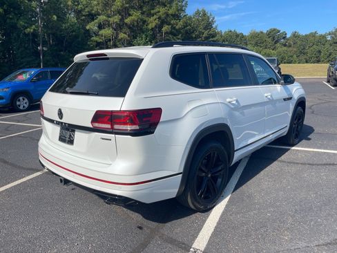 Used 2023 Volkswagen Atlas SEL R-Line AWD/4WD image 17