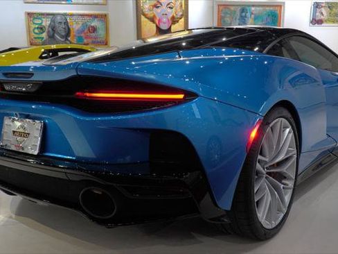 Used 2022 McLaren GT RWD image 8