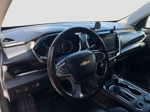 Used 2019 Chevrolet Traverse LT AWD/4WD image 9