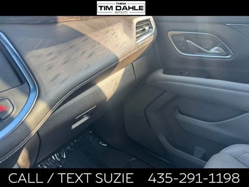 Used 2022 Chevrolet Tahoe Z71 w/ Off-Road Capability Package AWD/4WD image 15