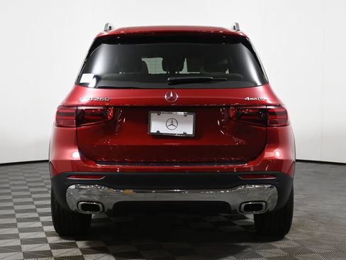 New 2026 Mercedes-Benz GLB 250 4MATIC image 6