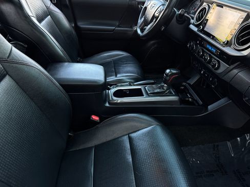 Used 2021 Toyota Tacoma TRD Pro AWD/4WD image 14