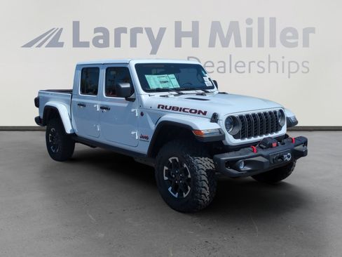 New 2026 Jeep Gladiator Rubicon w/ Capability Package AWD/4WD image 7