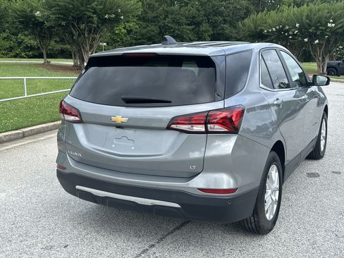 Used 2024 Chevrolet Equinox LT FWD image 5