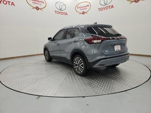 Used 2024 Nissan Kicks SV FWD image 6