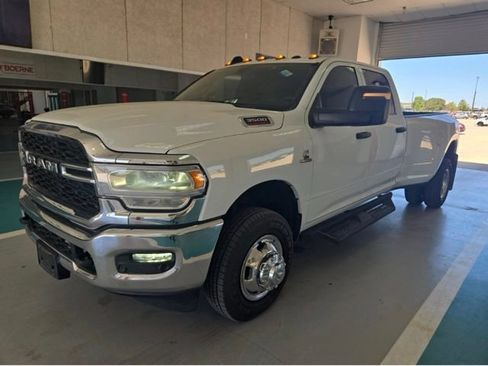Used 2024 RAM 3500 Tradesman w/ Chrome Appearance Group AWD/4WD image 1