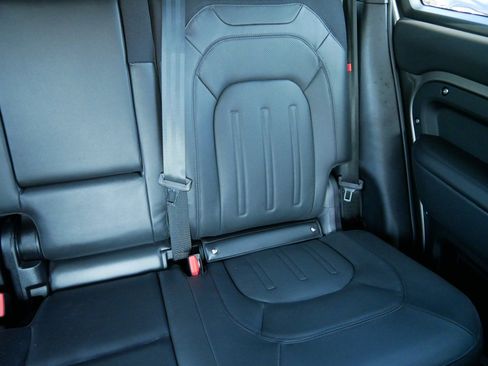 Used 2024 Land Rover Defender 130 X image 14