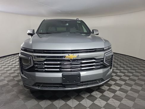 New 2025 Chevrolet Suburban Premier w/ Sun And Tow Package AWD/4WD image 8