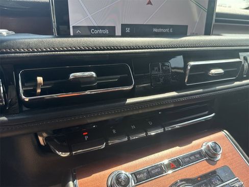 Certified 2020 Lincoln Aviator Reserve w/ Equipment Group 201A image 22