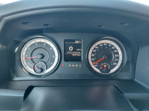 Used 2018 RAM 1500 Express image 23