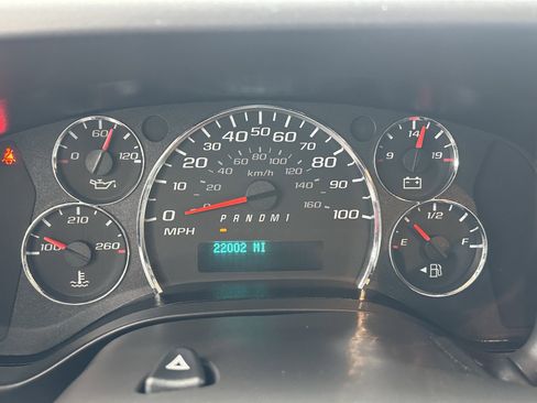 Used 2024 Chevrolet Express 2500 w/ Driver Convenience Package image 24