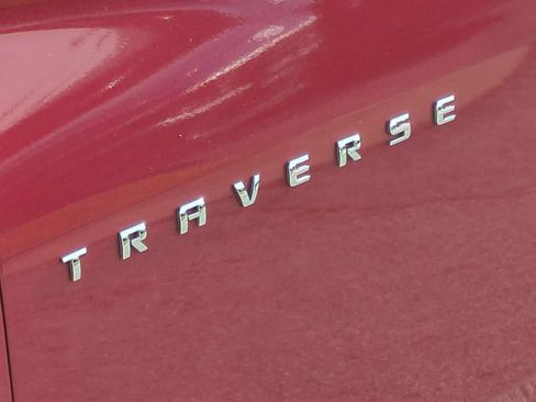 Used 2023 Chevrolet Traverse LT FWD image 30