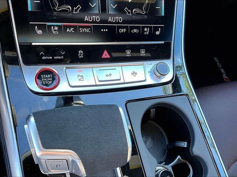 New 2026 Audi RS Q8 performance AWD/4WD image 29