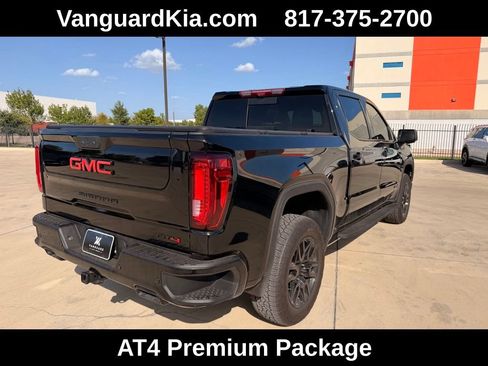 Used 2025 GMC Sierra 1500 AT4 w/ AT4 Premium Package AWD/4WD image 4