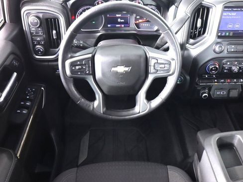 Used 2021 Chevrolet Silverado 1500 LT w/ Z71 Off-Road Package image 34