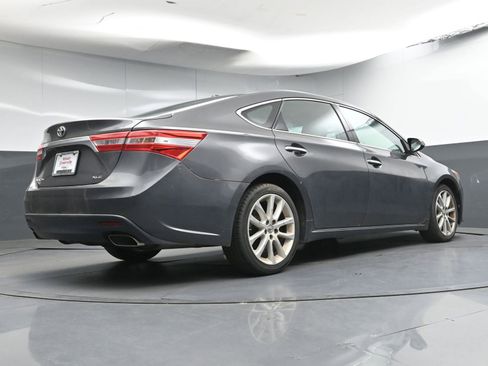Used 2013 Toyota Avalon XLE Touring FWD image 24