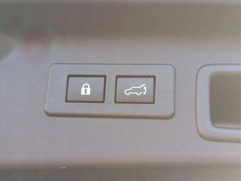 Certified 2025 Subaru Forester Premium image 7