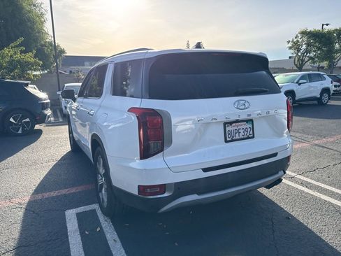 Used 2021 Hyundai Palisade SEL image 2