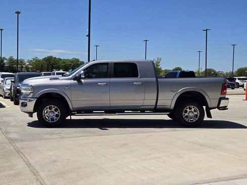 Used 2019 RAM 2500 Laramie AWD/4WD image 3