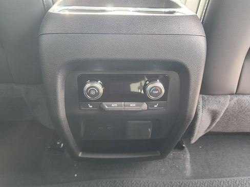 New 2026 GMC Acadia Denali w/ Super Cruise Package image 52