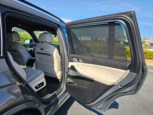 Used 2023 BMW X7 M60i w/ Executive Package AWD/4WD image 49