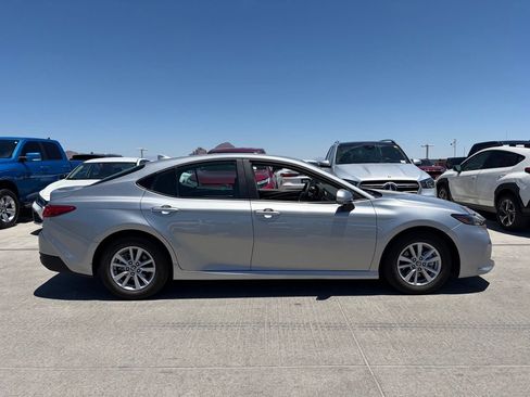 Used 2026 Toyota Camry LE FWD image 3