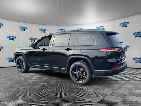 Certified 2023 Jeep Grand Cherokee L Laredo AWD/4WD image 4