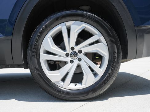 Used 2022 Volkswagen Atlas SE w/ Panoramic Sunroof Package FWD image 29