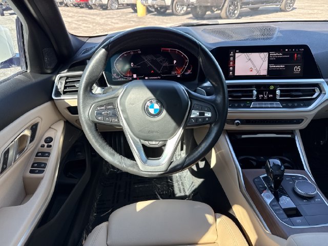 Used 2020 BMW 330i xDrive Sedan w/ Driving Assistance Package AWD/4WD image 13